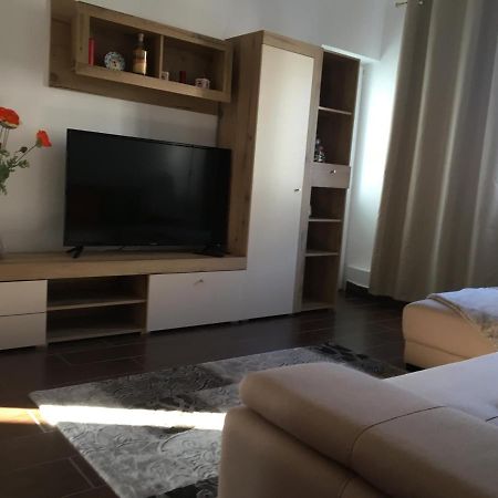 Central Home Karácsonkő Kültér fotó